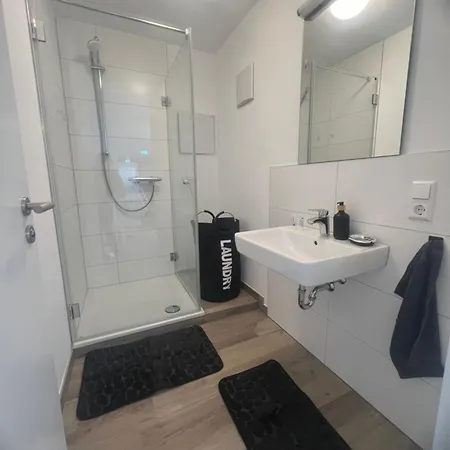 Апартаменты Moderne Im Herzen Von