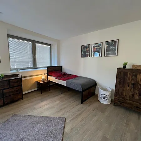 Апартаменты Moderne Im Herzen Von Линген